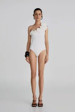 Arrebol One Piece Off White