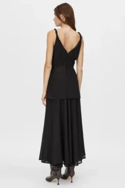 Attar Top Black