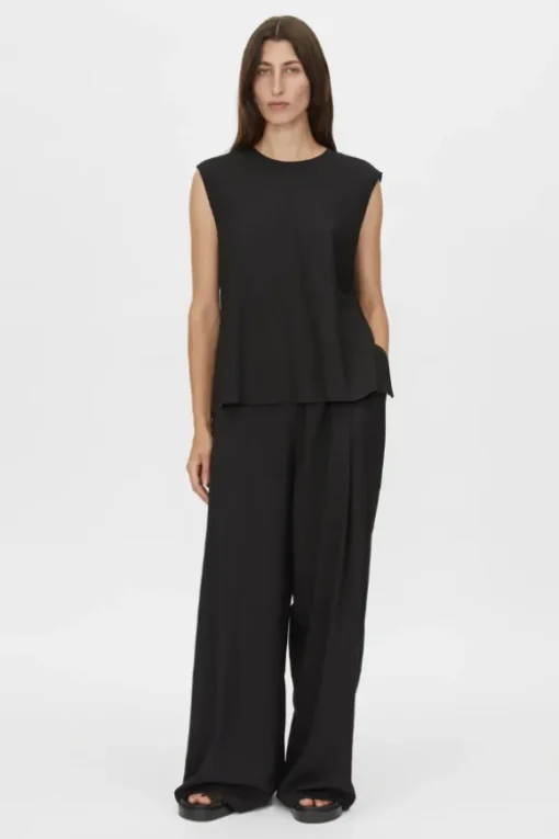 Aura Top Black