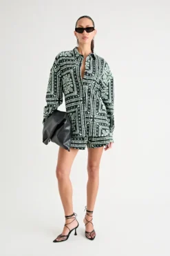 Chico Short Print