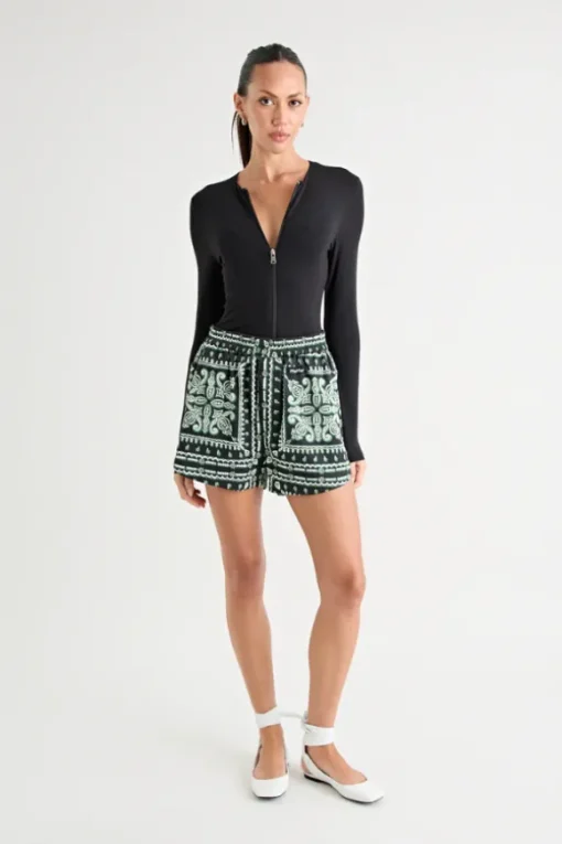 Chico Short Print