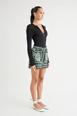Chico Short Print