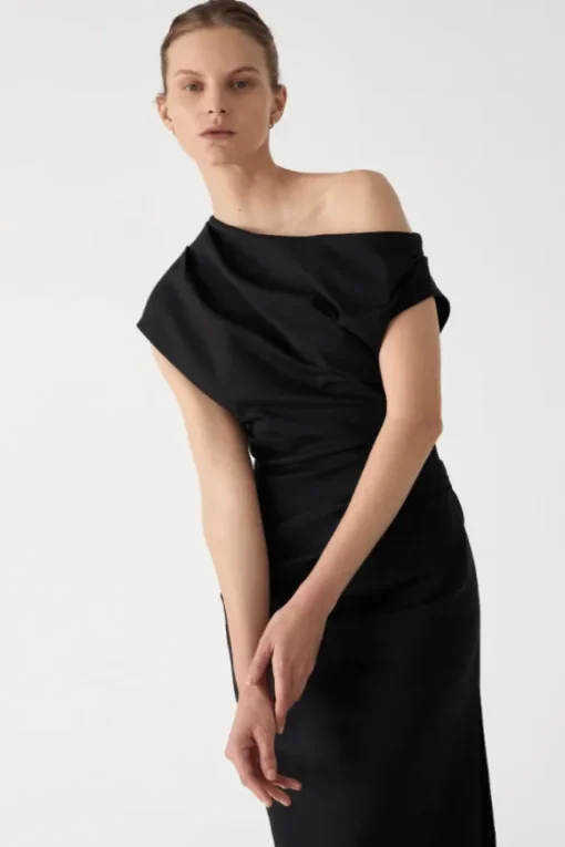 Gia Midi Dress Black