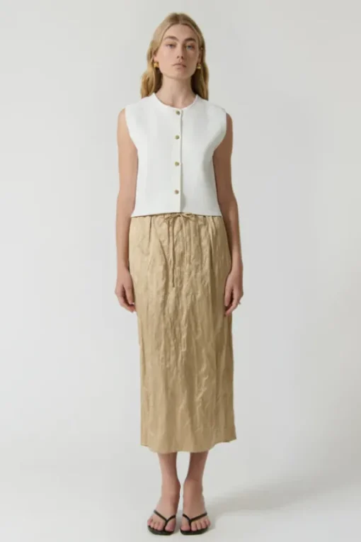 Linda Gilet White