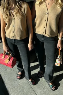 Mia Vest Caramel
