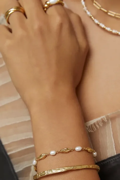 Mimi Pearl and Gold Bracelet