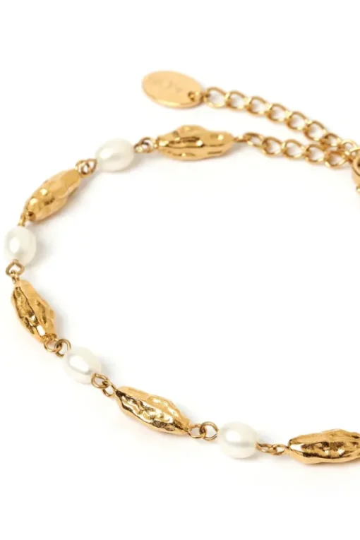 Mimi Pearl and Gold Bracelet