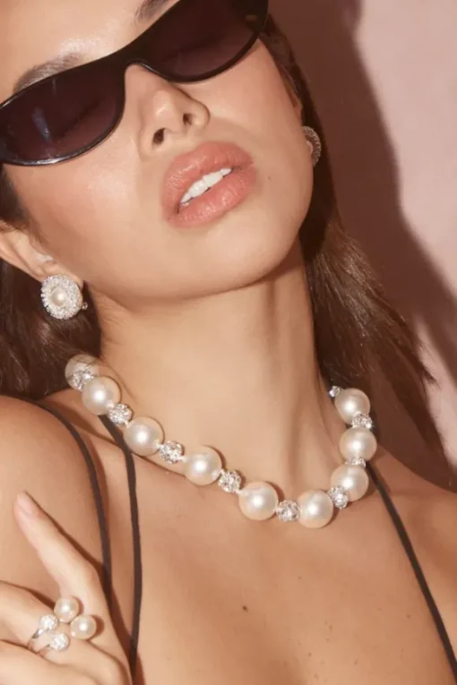Pills 'n Pearls Necklace Silver