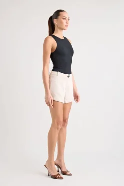 Pino Tailored Short Natural