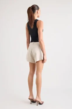 Pino Tailored Short Natural