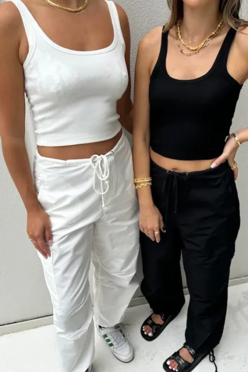 Round Neck Crop White