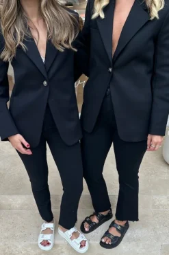 Sol Blazer Black