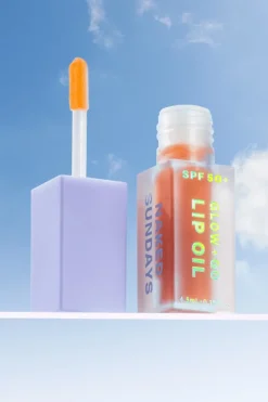 SPF50 Glow + Go Lip Oil in Salted Caramel