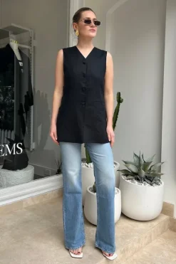 Theo Vest Black