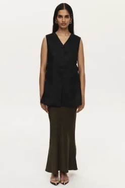 Theo Vest Black